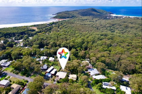 Elizabeth Beach Guest House - Accommodation Main Beach 4