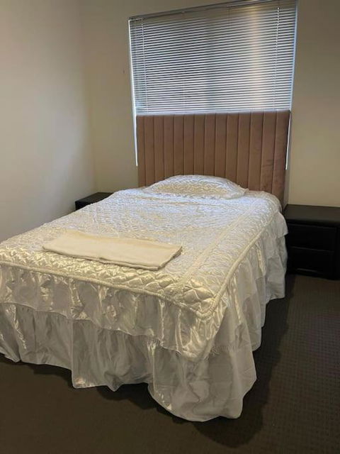 Elshaadai Homes - Accommodation Main Beach 2