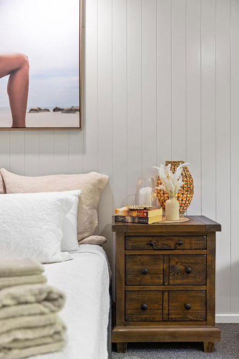 Elvis Romance At The Beach - Accommodation Main Beach 3