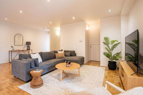 Elwood Sanctuary - Accommodation Main Beach 4