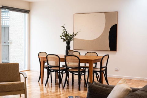 Elwood Sanctuary - Accommodation Main Beach 2