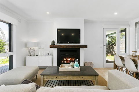 Elysian Beach House Rye - Accommodation Main Beach 0