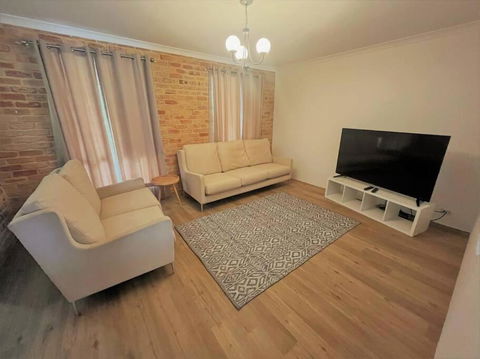 Emily St Escape - Accommodation Main Beach 1