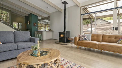 Endless Summer Dayz - Pearl Beach - Accommodation Main Beach 2