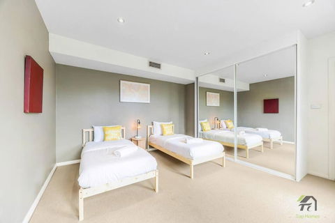 Entire 3 Bedrooms Townhouse In Baulkham Hills - Accommodation Main Beach 4