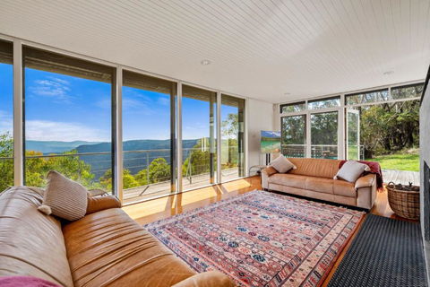 Escarpment Hideaway - Accommodation Main Beach 4