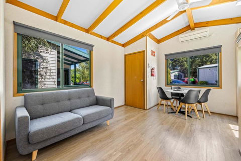 Eureka Stockade Holiday Park - Accommodation Main Beach 3