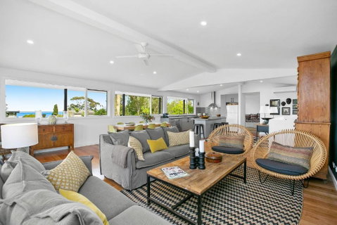 Evans Beach Retreat - Accommodation Main Beach 4