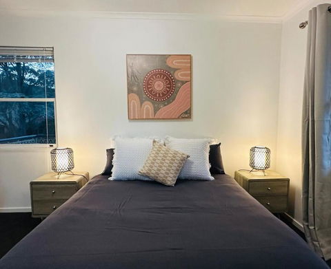 Executive CBD Apartment-Spacious & Modern Comforts - Accommodation Main Beach 2