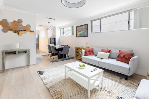 Executive Living - Townhouse Close To Central Perth - Accommodation Main Beach 1