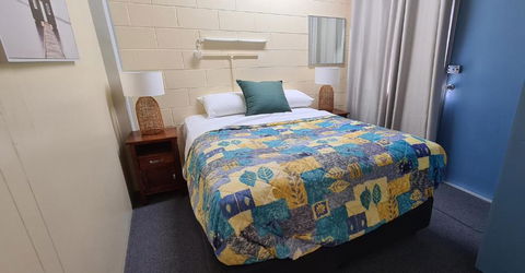 Emthree Seaside Apartments - Accommodation Main Beach 4