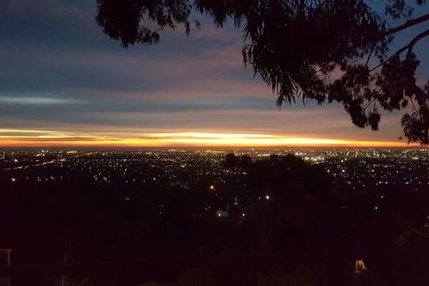 Family Home Prestigious Suburb Panoramic Views - Accommodation Main Beach 3