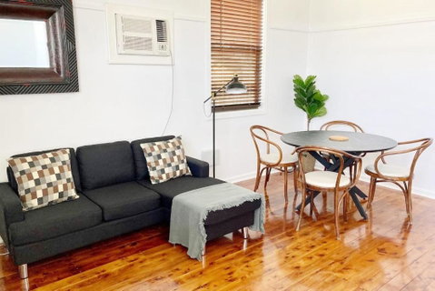 Fieldsend Cottage - Accommodation Main Beach 3