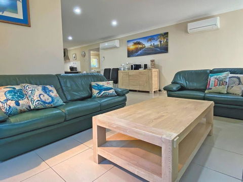 FLIP FLOP INN - Accommodation Main Beach 3