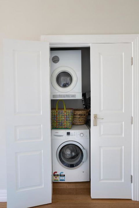 FOREST CORNER - 3 BEDROOM WEATHERBOARD, TRENTHAM - Accommodation Main Beach 3