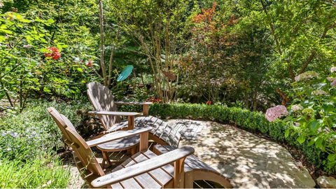 FROGWELL HOLLOW Immerse Into An Idyllic Fairytale - Accommodation Main Beach 2