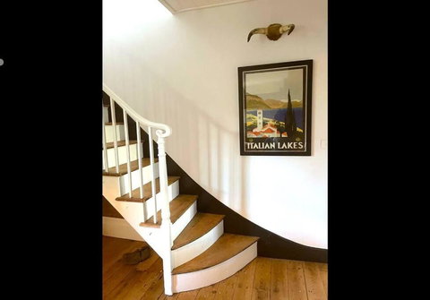 Gable House - Accommodation Main Beach 1