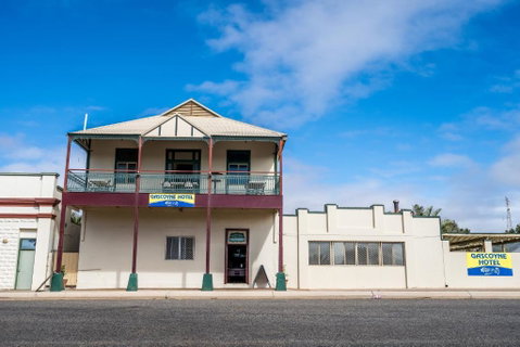 Gascoyne Hotel - Accommodation Main Beach 0