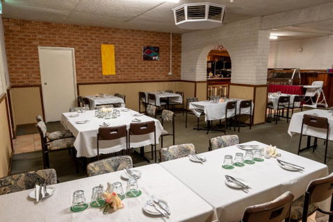 Gascoyne Hotel - Accommodation Main Beach 1