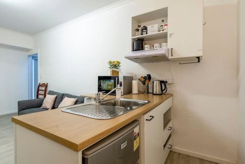 Gawler Townhouses 1a - Accommodation Main Beach 4