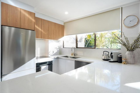 Getaway On Surf - Ground Floor Apartment - Family Friendly 100m From The Beach - Accommodation Main Beach 1