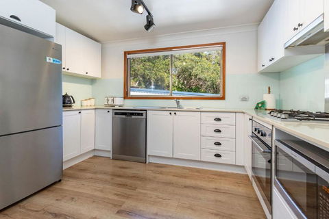 Gili Cottage - Accommodation Main Beach 3