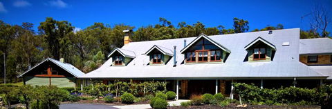 Girraween Country Inn - Accommodation Main Beach 0