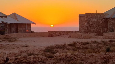 Gnaraloo Station - Homestead - Accommodation Main Beach 2