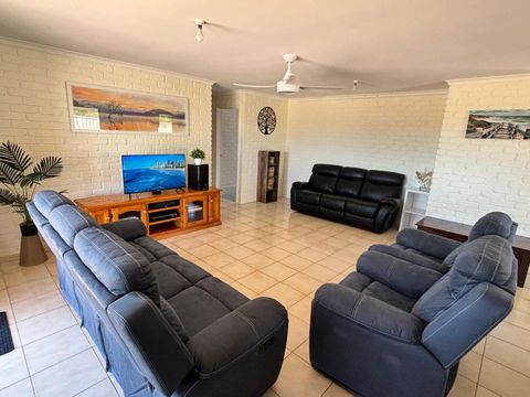Golden Sunset-Shark Bay Denham - Accommodation Main Beach 2