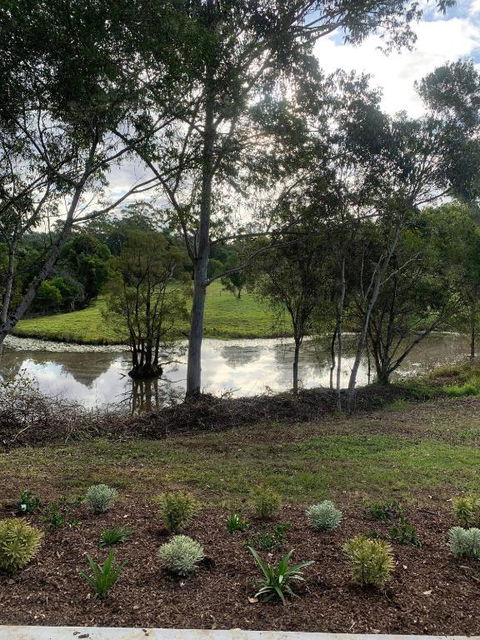 Gorgeous 2 Bedroom Tiny House Noosa Hinterland - Accommodation Main Beach 3