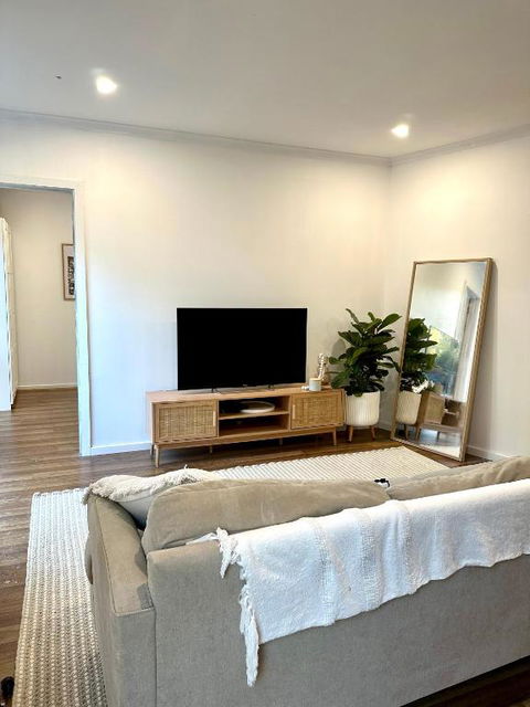 Guest House On The Park - Accommodation Main Beach 3