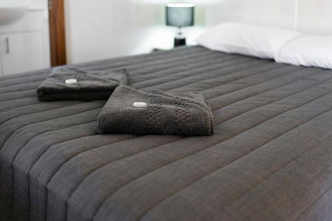 Gundagai Cabins & Tourist Park - Accommodation Main Beach 2