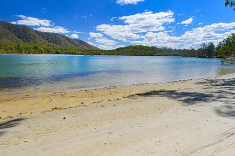 H2O Holiday Apartments Unit 12 - Accommodation Main Beach 4