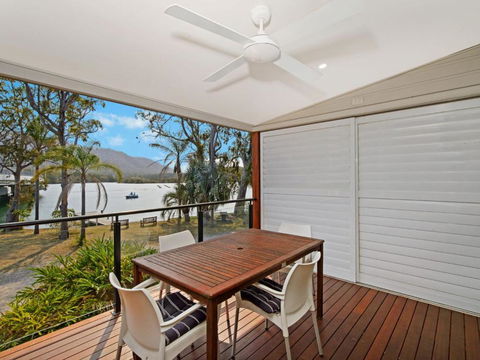 H2O Holiday Apartments Unit 13 - Accommodation Main Beach 3