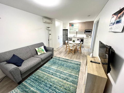 H2O Holiday Apartments - Unit 4 - Accommodation Main Beach 1