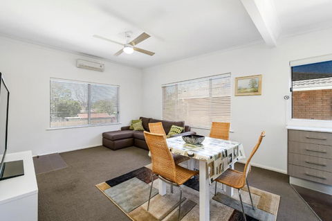 H2O Holiday Apartments Unit 5 - Accommodation Main Beach 3