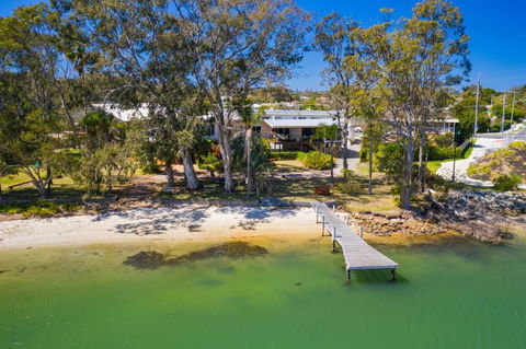 H2O Holiday Apartments Unit 5 - Accommodation Main Beach 1