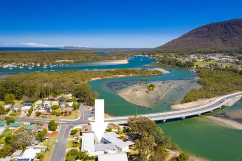 H2O Holiday Apartments Unit 6 - Accommodation Main Beach 0