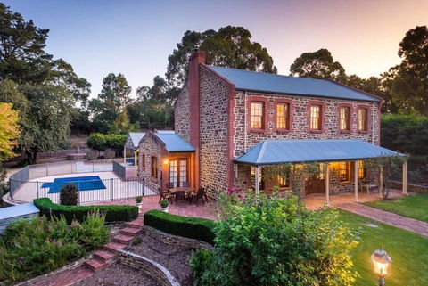 Hahndorf Luxury Retreat 5 Bedrooms For 12 Guests - Accommodation Main Beach 0