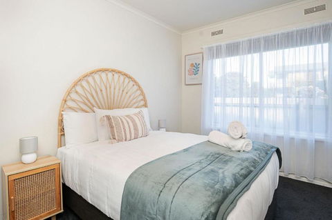 Hakuna Matata - Accommodation Main Beach 3