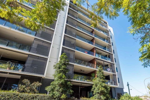 Hanlon Park Escape 250m To Stones Corner Village - Accommodation Main Beach 3