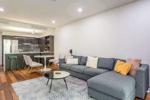 Hanlon Park Escape 250m To Stones Corner Village - Accommodation Main Beach 1