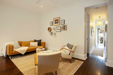 Harbourside Hideaway Double Bay - Accommodation Main Beach 3