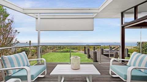 Hargraves Beachfront At Noraville - Accommodation Main Beach 1