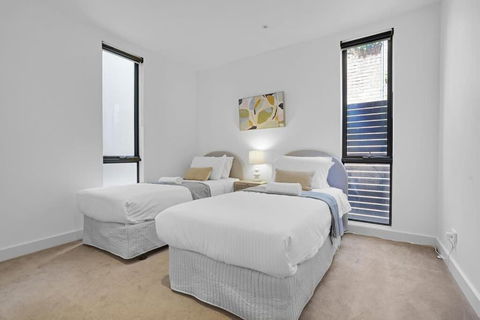 Hawksburn Village - 2 Bed Apt In Central Prahran - Accommodation Main Beach 3