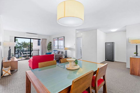 Hay Street CBD Apartment Close To Swan River - Accommodation Main Beach 2