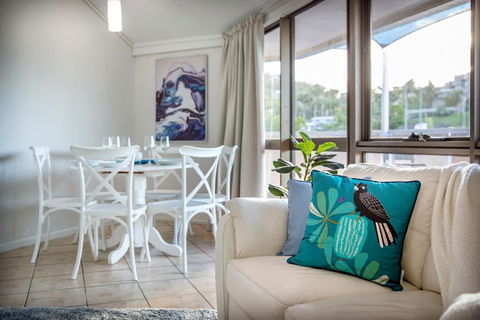 Heart Of Airlie Beach Apartment - Accommodation Main Beach 2