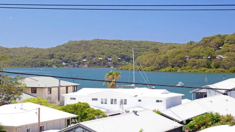 Heated Pool, Bay Views And Beaches - Accommodation Main Beach 3