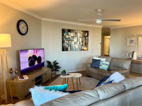 Heritage Unit 101 - Accommodation Main Beach 2