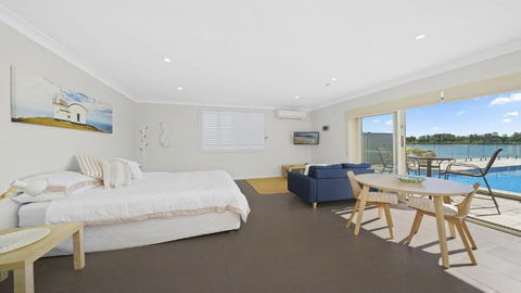 HIBBARD HAVEN - Accommodation Main Beach 0